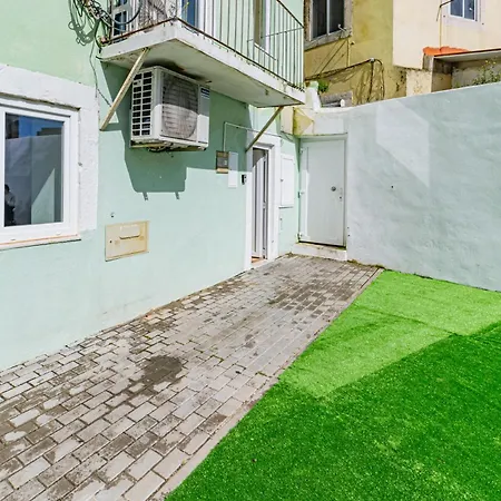 Ajuda Charm With Garden Appartamento Lisbona